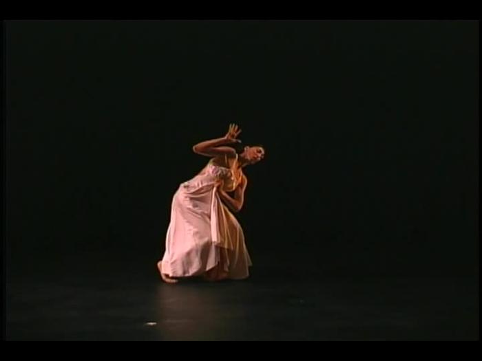 No Boundaries Performance 2004 - wide shot