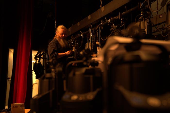 Iain Court setting lights for No Boundaries 2018